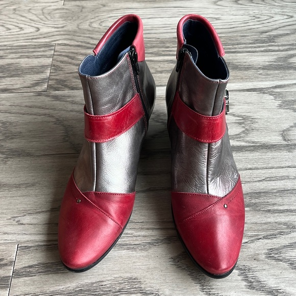 Dorking Shoes - Dorking by Fluchos ankle boots size 38,US 7.5